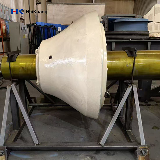 CH420 Cone Crusher Moving Cone Assembly with Main Shaft