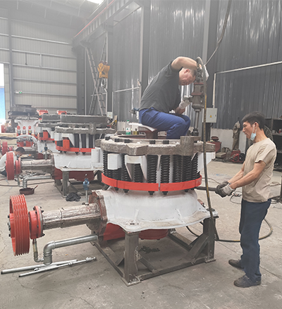 Symons 2ft Cone Crusher Assembly Process at Factory