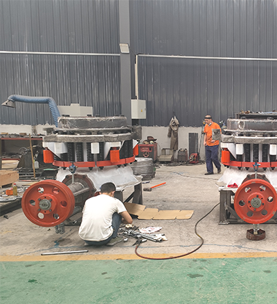 Symons cone crusher assembly and installation in factory